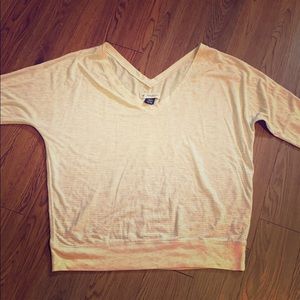 Beautiful long sleeved v-neck with silver sparkles